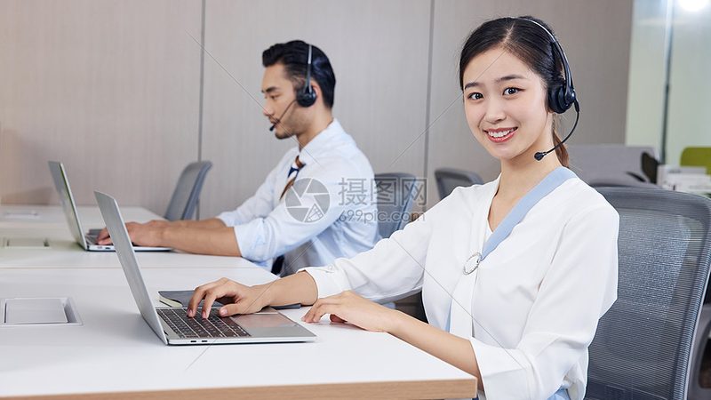 企业管理咨询师证书适用于以下人群：